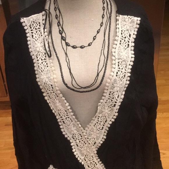 White dress nwot black with ivory detail large - Picture 5 of 7